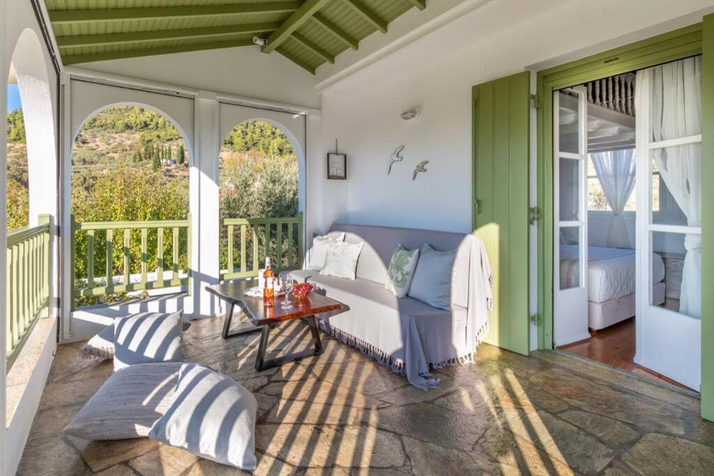 Nina-Myrtia Countryside House Skopelos Ditropo Exterior photo